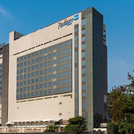 Radisson Blu Towers Kaushambi Delhi Ncr Ghaziabad Exterior foto The Park, Hyderabad