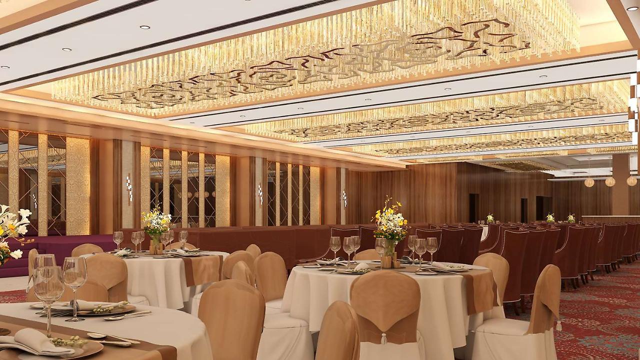 Radisson Blu Towers Kaushambi Delhi Ncr Ghaziabad Exterior foto The interior of the ballroom
