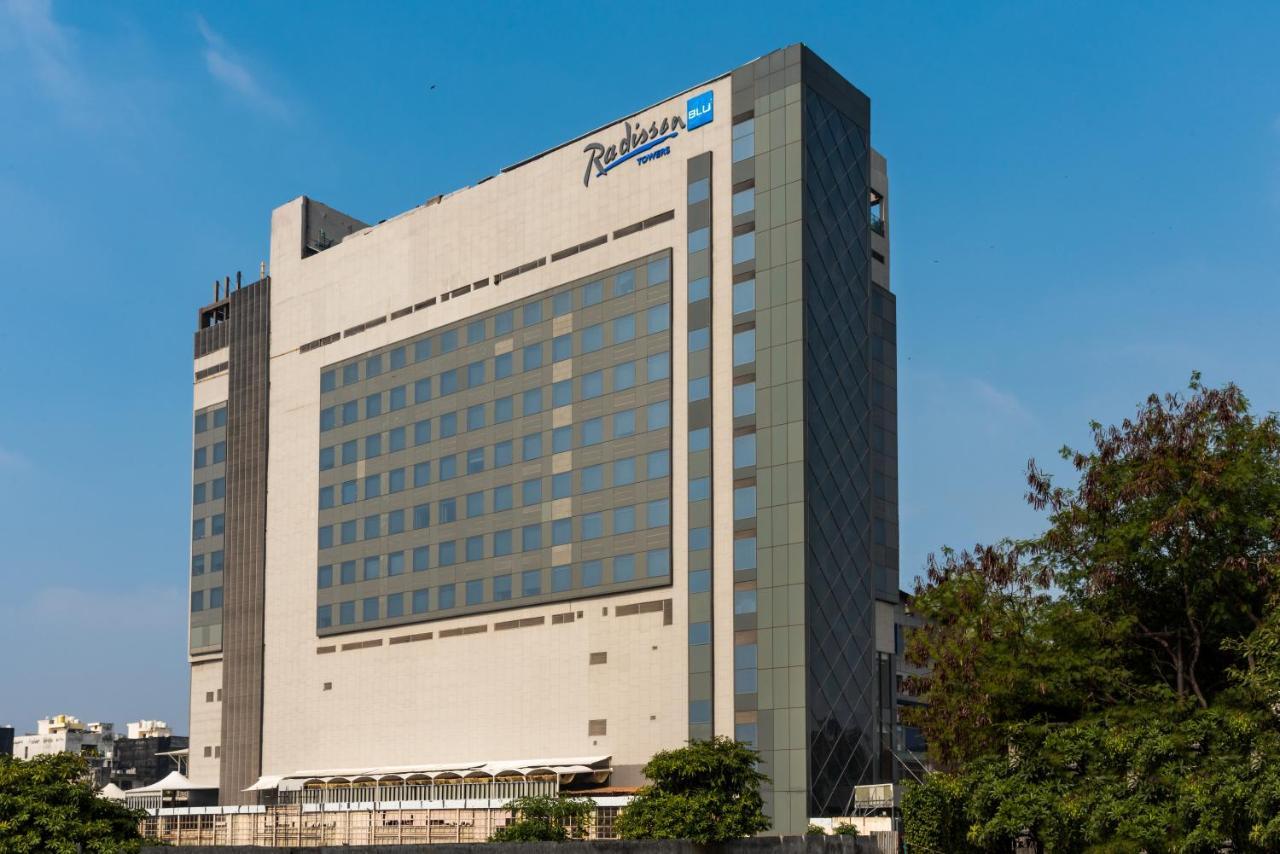 Radisson Blu Towers Kaushambi Delhi Ncr Ghaziabad Exterior foto